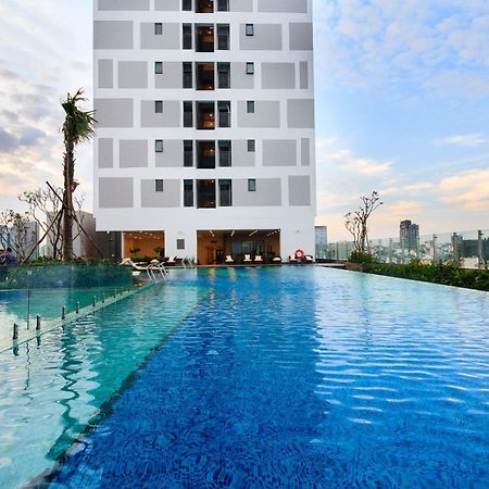 Central Business District Rivergate Apartment - Free Pickup & Pool Ho-Chi-Minh-Stadt Exterior foto